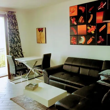 Relax * 斯特雷萨